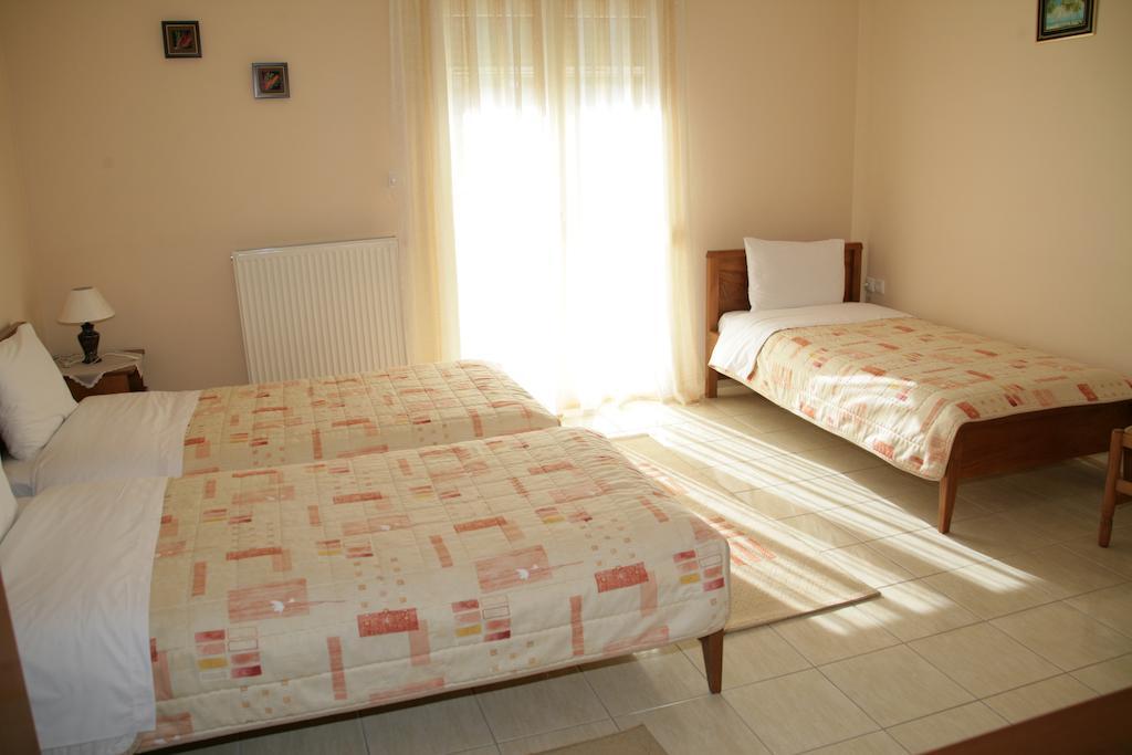 Elanthi Hostel Kastoria Eksteriør billede