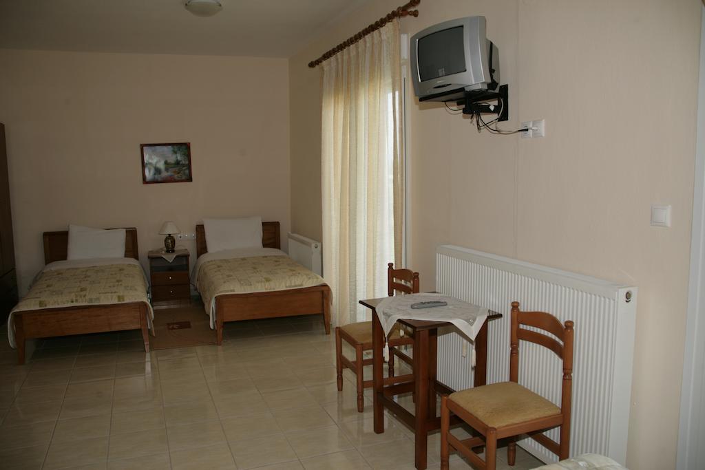 Elanthi Hostel Kastoria Eksteriør billede