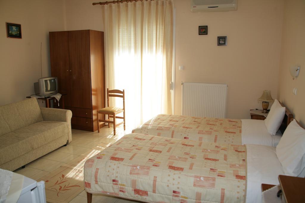 Elanthi Hostel Kastoria Eksteriør billede